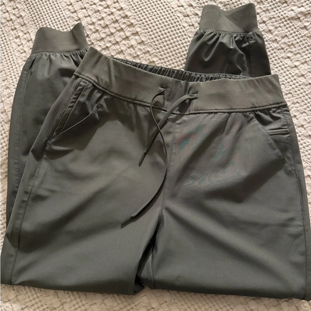 7 Diamonds Forest Green Women's infinity joggers - Picture 2 of 4